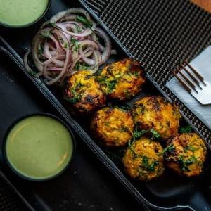 Tandoori Momos (6 Pcs)