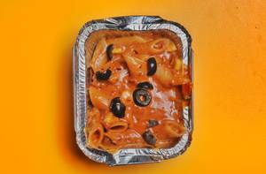 Alfredo red sauce pasta