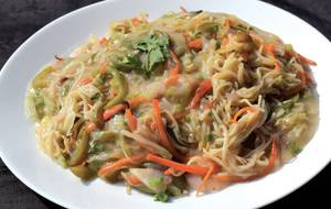 Vegetable Gravy Chow Mein