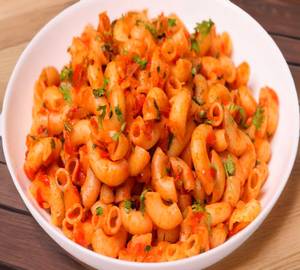 Macroni pasta