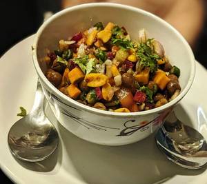 Channa Veg Salad