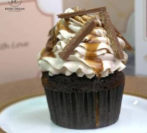 Kitkat Cupcake