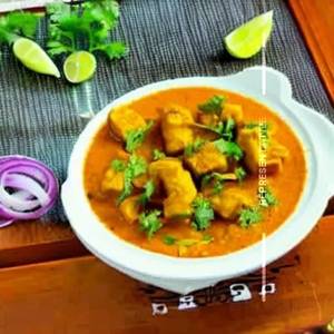 Kaju Babycorn Curry