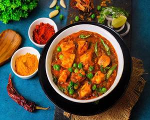 Mattar Paneer