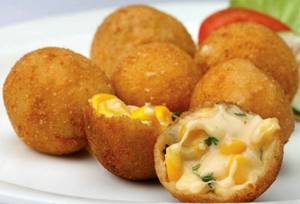 Corn and Cheese Bites (8 Pcs)