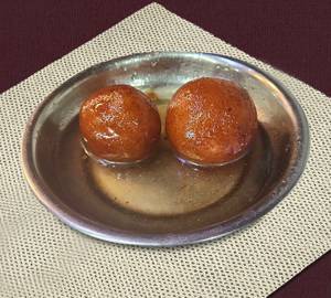 Garam Gulabjamun