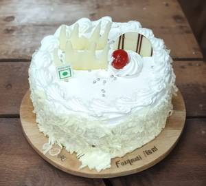 White Forest Cake [500 Gms]