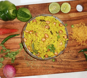 B&b Special Poha [in 500 Ml Bowl]