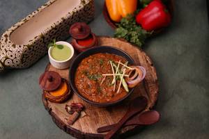 Amritsari Chole With 4 Rumali Roti