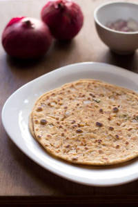 Onion Paratha [2pieces]