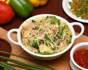 Chicken Schezwan Noodles