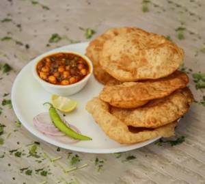 Puri Bhaji (5 Pc)