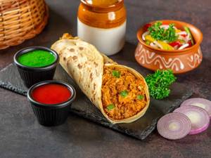 Chicken Hazari Tikka Paratha Roll