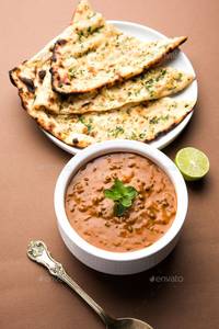 Dal Makhani With 1 Butter Naan