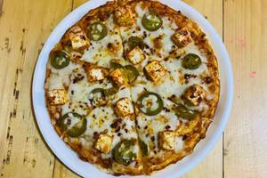 Spicy Cheese Paneer Pizza