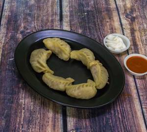 Steamed Chicken Momos [6 Pieces]