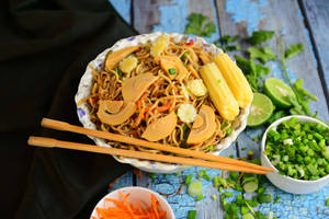 Veg Special Chowmein