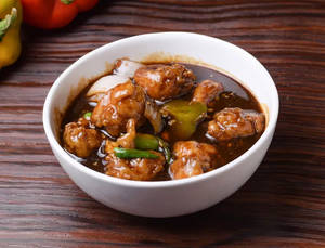 Boneless Chilly Chicken (8 Pcs)