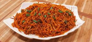 Chicken Noodles Schezwan