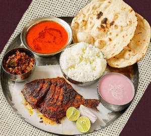 Pomfret Thali
