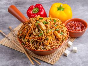 Paneer Chopper Noodles