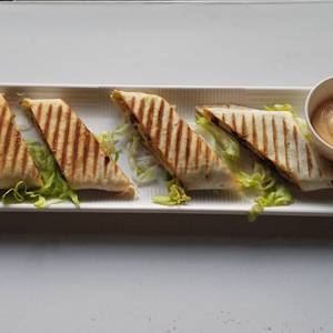 Tandoori Paneer Roll