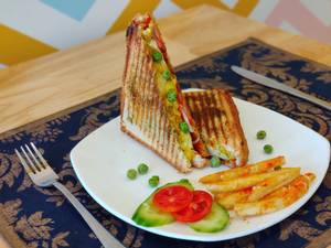 Mix Aloo Veg Cheese Grill Sandwich