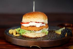 Schezwan Paneer Burger