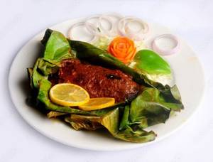 Fish Pollichathu Neymeen(sear Fish)