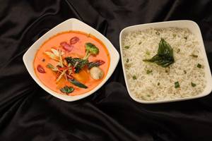Veg Thai Red Curry With Steam Rice
