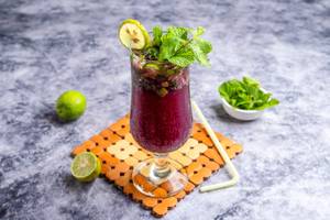 Kala Khatta Mojito