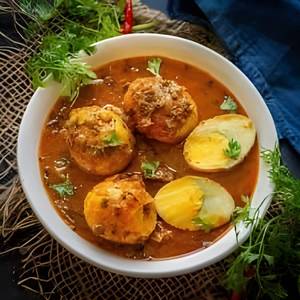 Egg Curry (2 Pcs Egg) 
