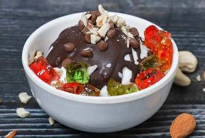 Chocolate Jelly  Dry Fruit Topping Ice Cream