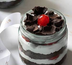Black Forest Cream Cake Jar 1 Piece
