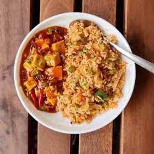 Paneer Triple Schezwan Rice With Gravy