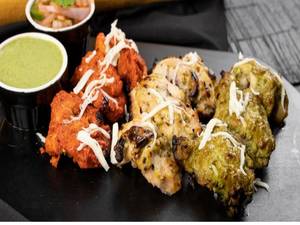 Chicken Tiranga Kabab (9 Pcs)