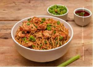 Schezwan Chicken Noodles