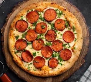 (7"in) Chicken Pepperoni pizza 