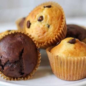Muffin Box 6 Pieces [Chocolate & Vanilla]