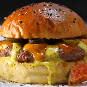 The Half Pounder - Buff