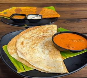 4 Dosa  Full Chicken Curry