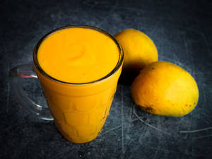 Mango lassi