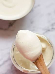 Mayonnaise Topping
