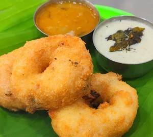 Udina Vada [3 Pieces]