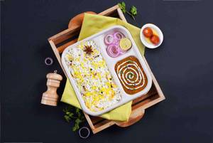Dal Makhani, Rice Lunchbox with Gulab Jamun (2 pcs)