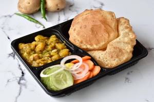 Puri Bhaji [4 Pieces]