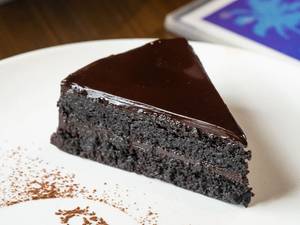 Vegan Chocolate Cake