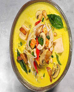 Prawns Khao-suey Soup