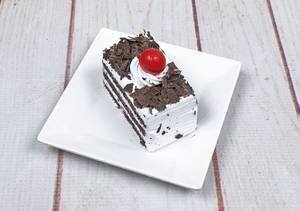 Black forest pastry 2pcs
