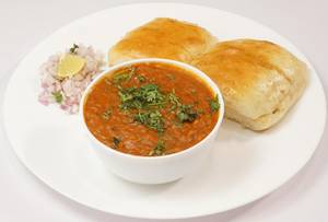 Kolhapuri Pav Bhaji